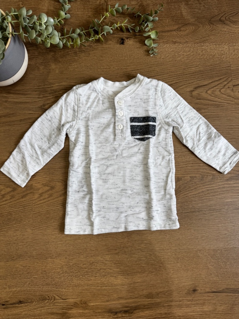 Cat & Jack Toddler 2T Speckled Henley Long Sleeve Shirt